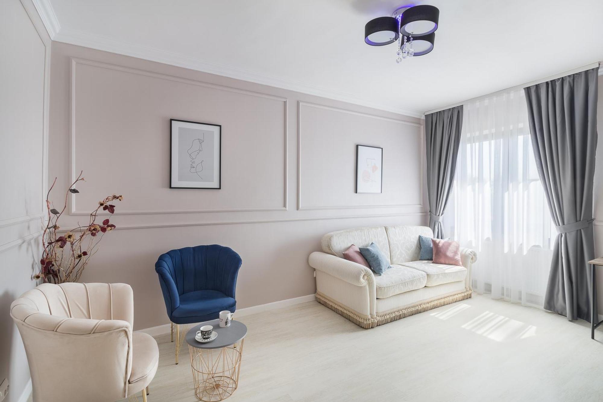 Moonlight Central Apartments Oradea Buitenkant foto